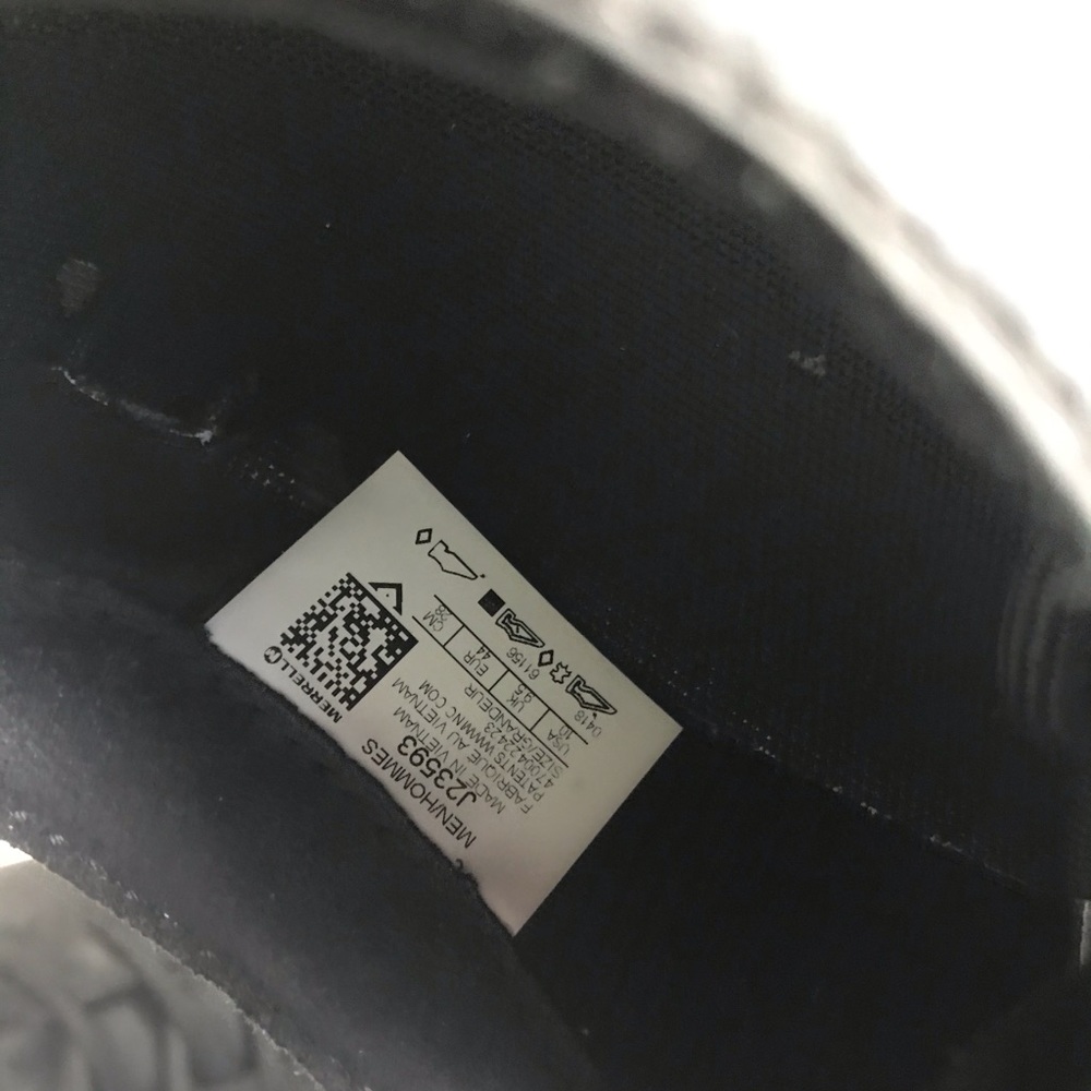 Water Resistant Merrell Shoes - Picture 4 of 9